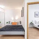 - New - Quiet - Balcony בודפשט
