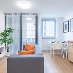 דירה - New - Quiet - Balcony *