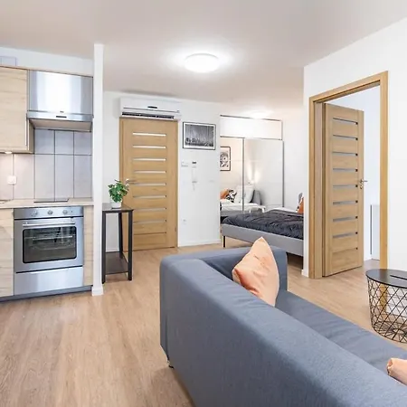 Apartament - New - Quiet - Balcony