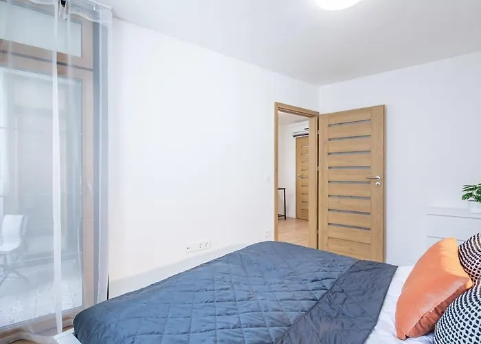 - New - Quiet - Balcony Daire
