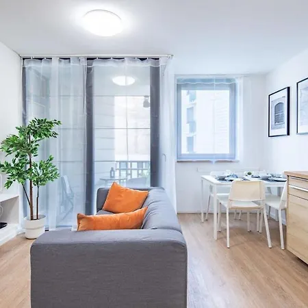 Apartment - New - Quiet - Balcony *